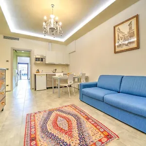 Apartment Al Pontile, Venice