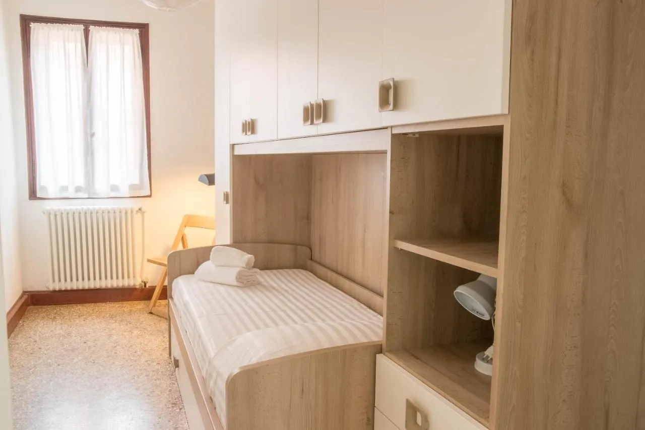 Ca Vivaldi, Close To San Marco Square Venice Apartment
